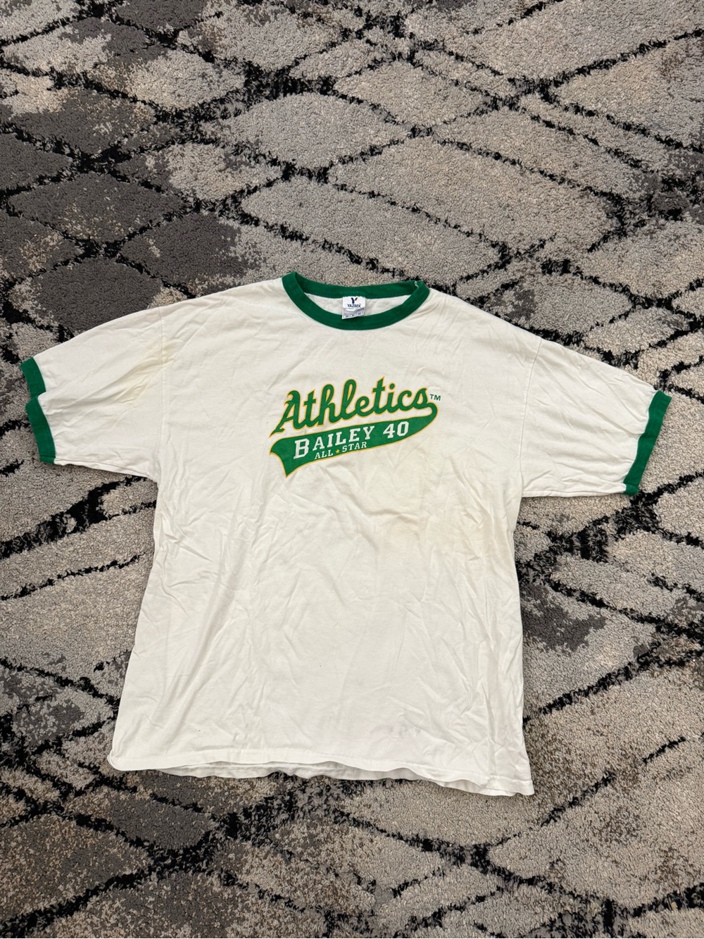 Athletics Bailey 40 White & Green Ringer Tee Size Adult XL